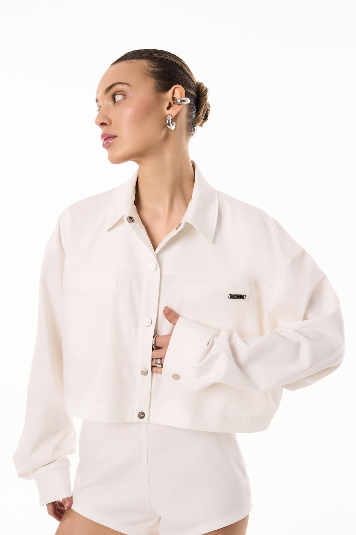 Camisa corta