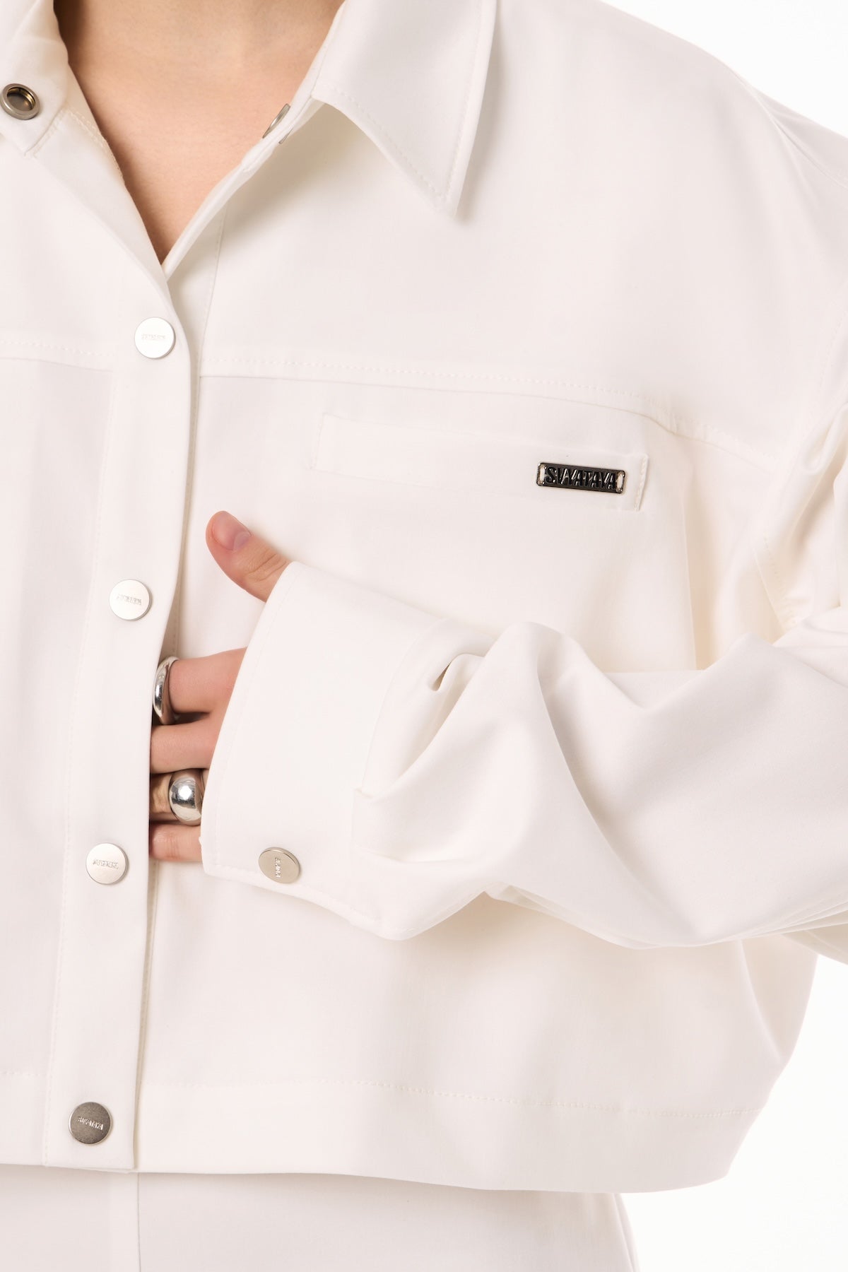 Camisa corta